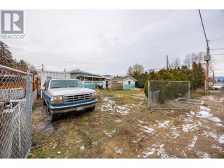 450 Mcdonald Road. Kelowna, British Columbia