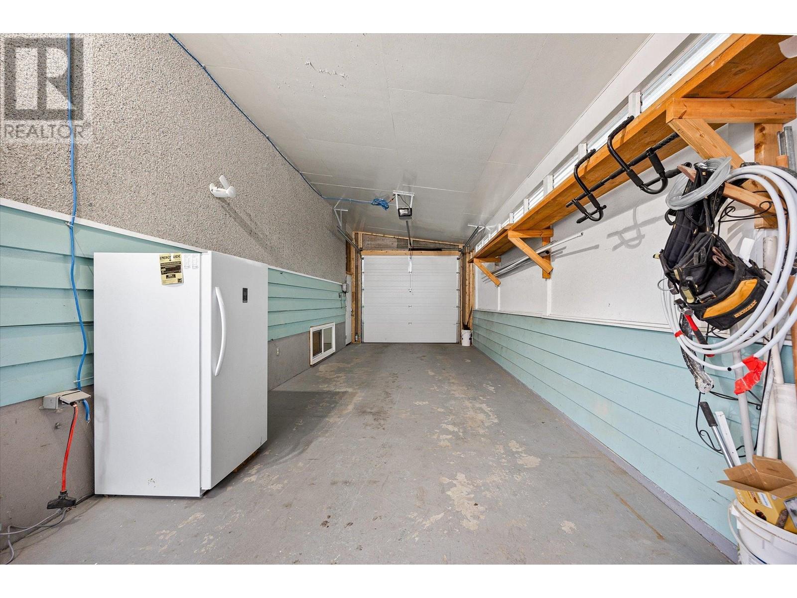 450 Mcdonald Road. Kelowna, British Columbia