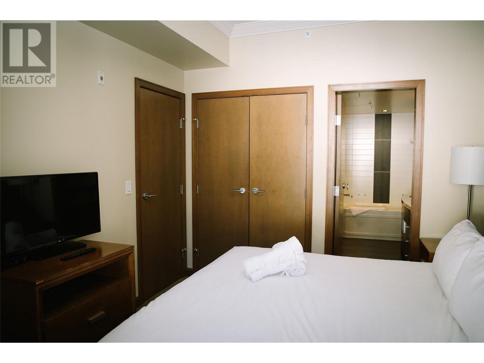 2950 Camozzi Road Unit# 2533. Revelstoke, British Columbia