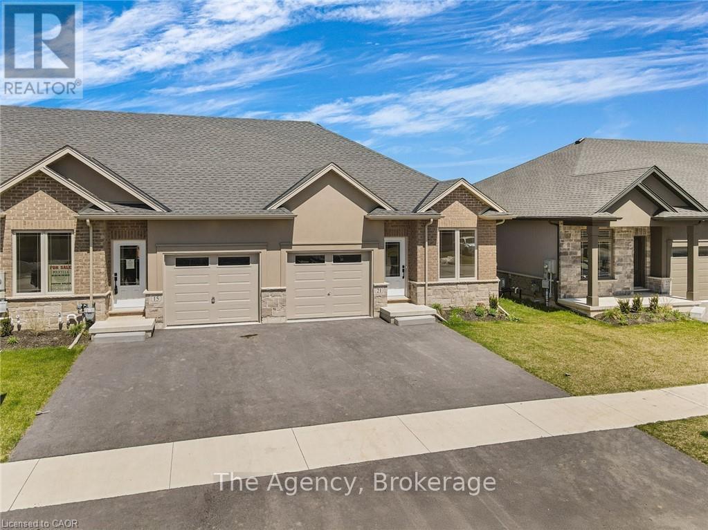 15 Austin Drive S, Welland (west Welland)