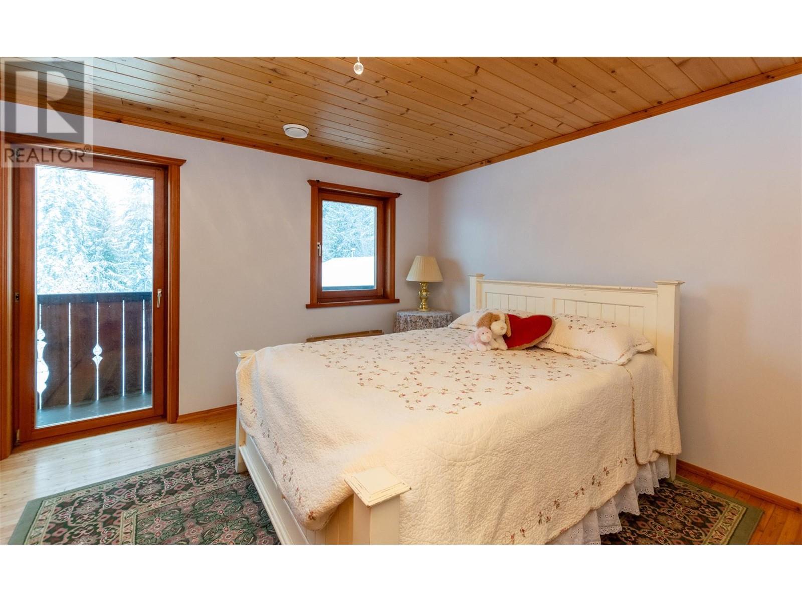 100 Lidstone Road. Salmon Arm, British Columbia