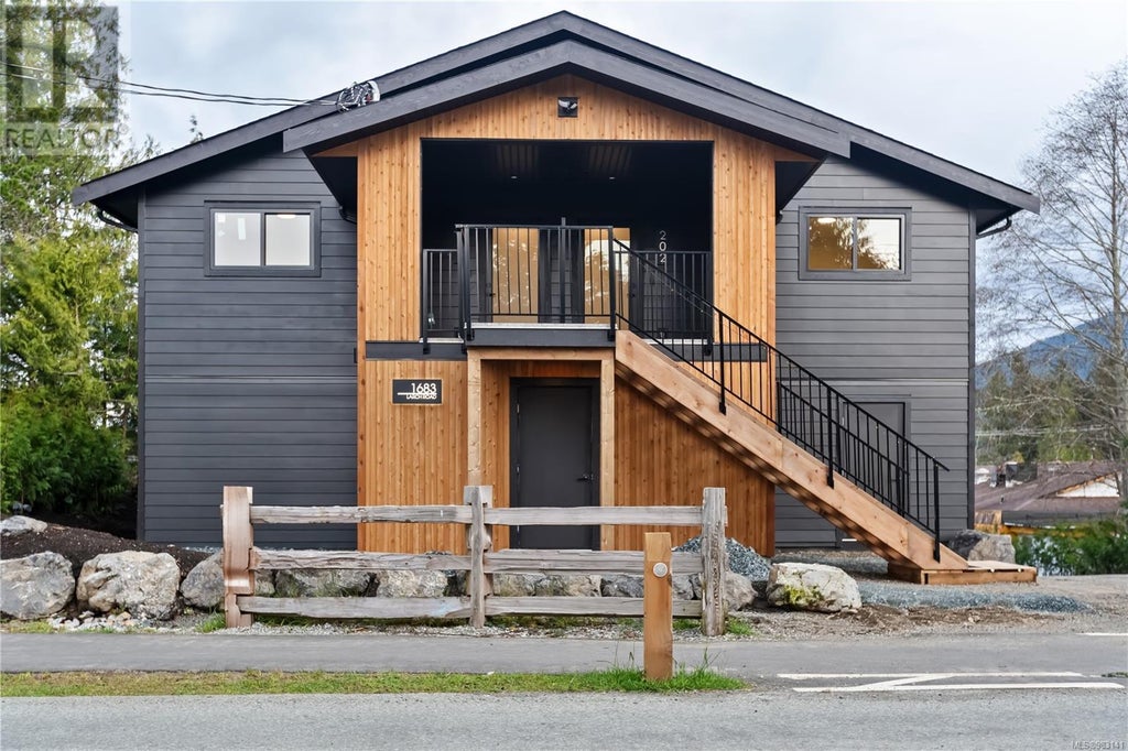 201 1683 Larch Road, Ucluelet