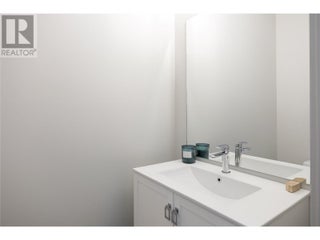 595 Vineyard Way N Unit# 9. Vernon, British Columbia