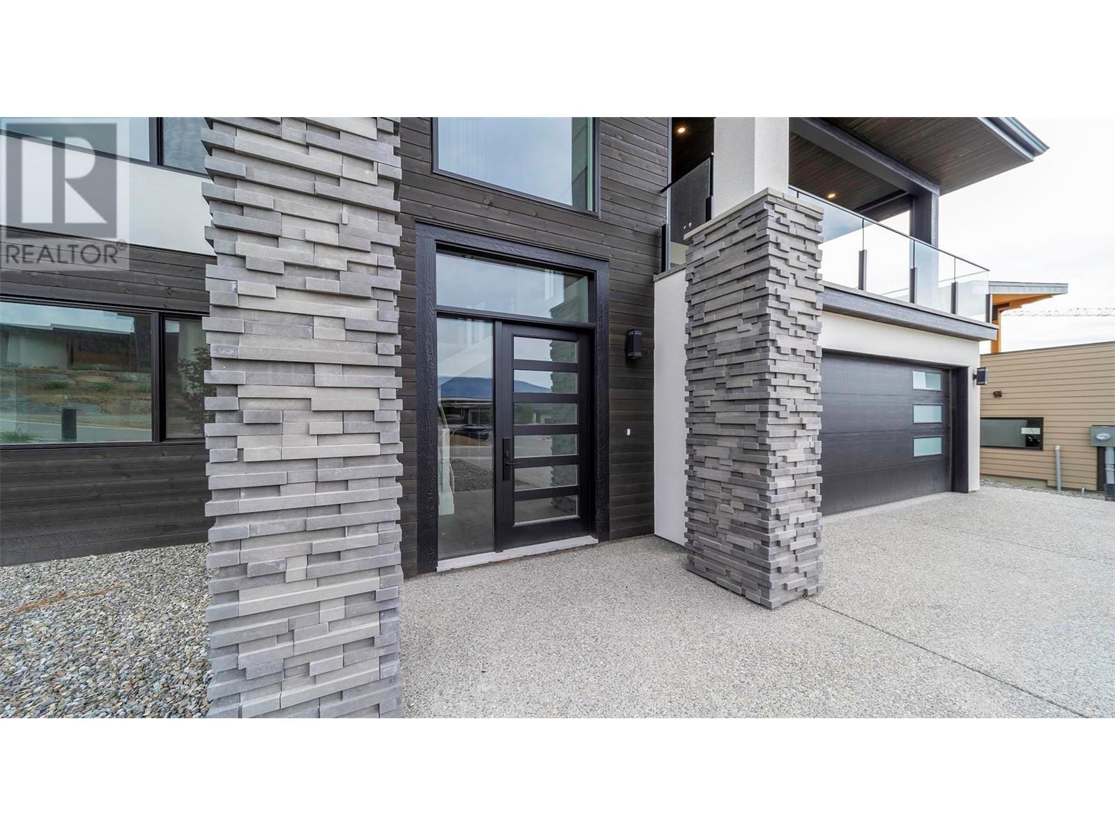 9723 Centrestone Drive. Lake Country, British Columbia