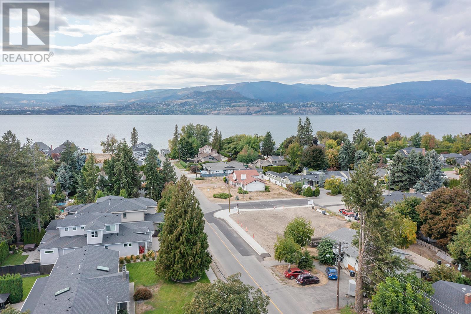 4499 Walker Road Unit# 2. Kelowna, British Columbia
