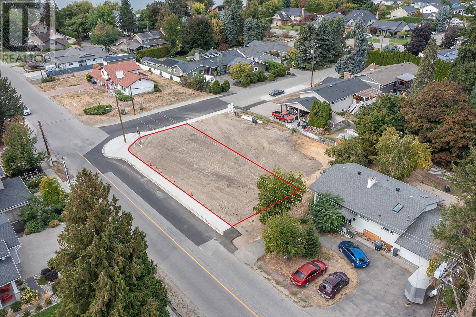 4499 Walker Road Unit# 1. Kelowna, British Columbia