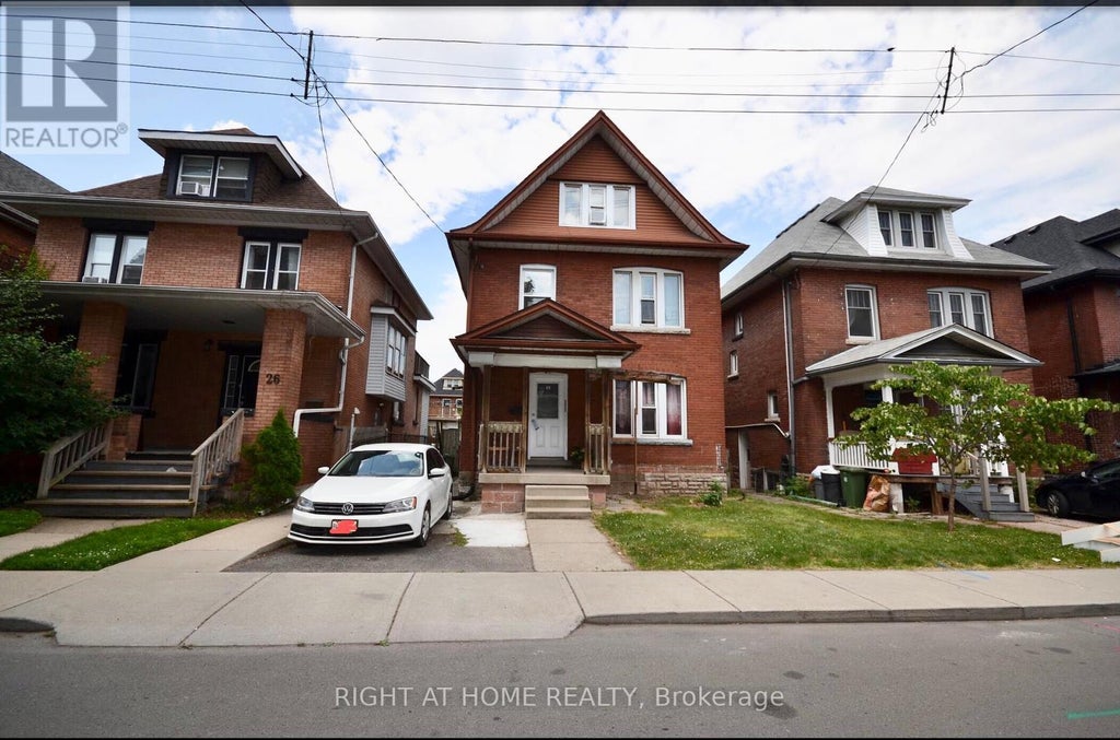 24 Spadina Avenue W, Hamilton (blakeley)