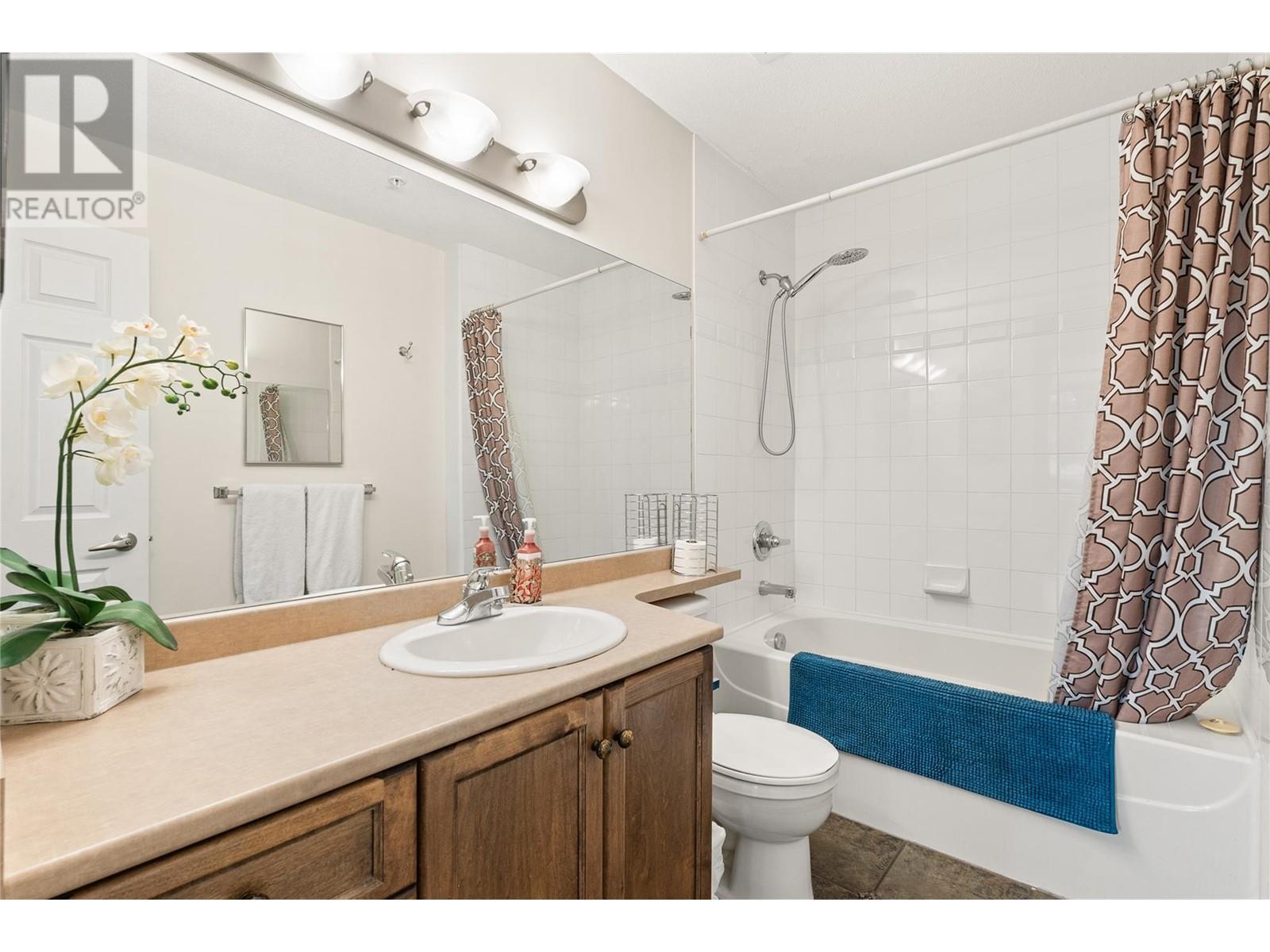 1128 Sunset Drive Unit# 303. Kelowna, British Columbia