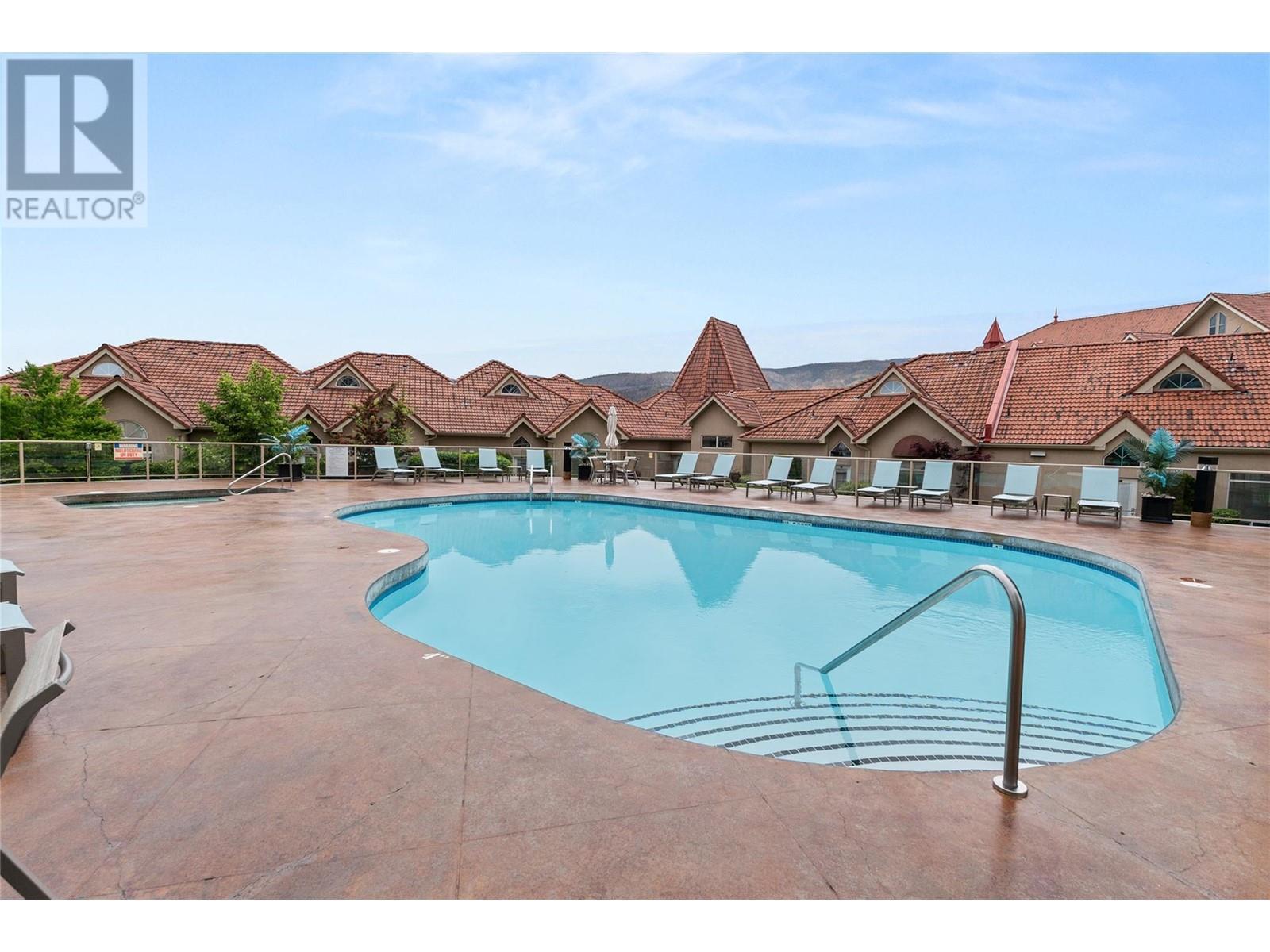 1128 Sunset Drive Unit# 303. Kelowna, British Columbia