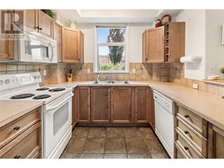 1128 Sunset Drive Unit# 303. Kelowna, British Columbia