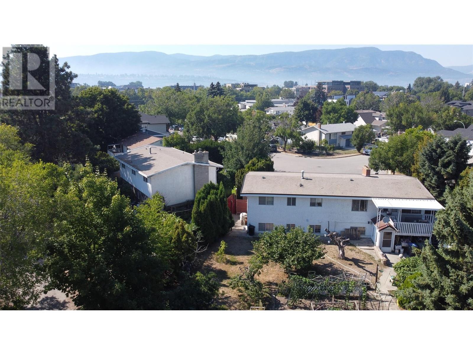 766 Coopland Crescent. Kelowna, British Columbia