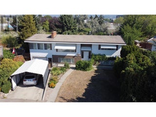 766 Coopland Crescent. Kelowna, British Columbia