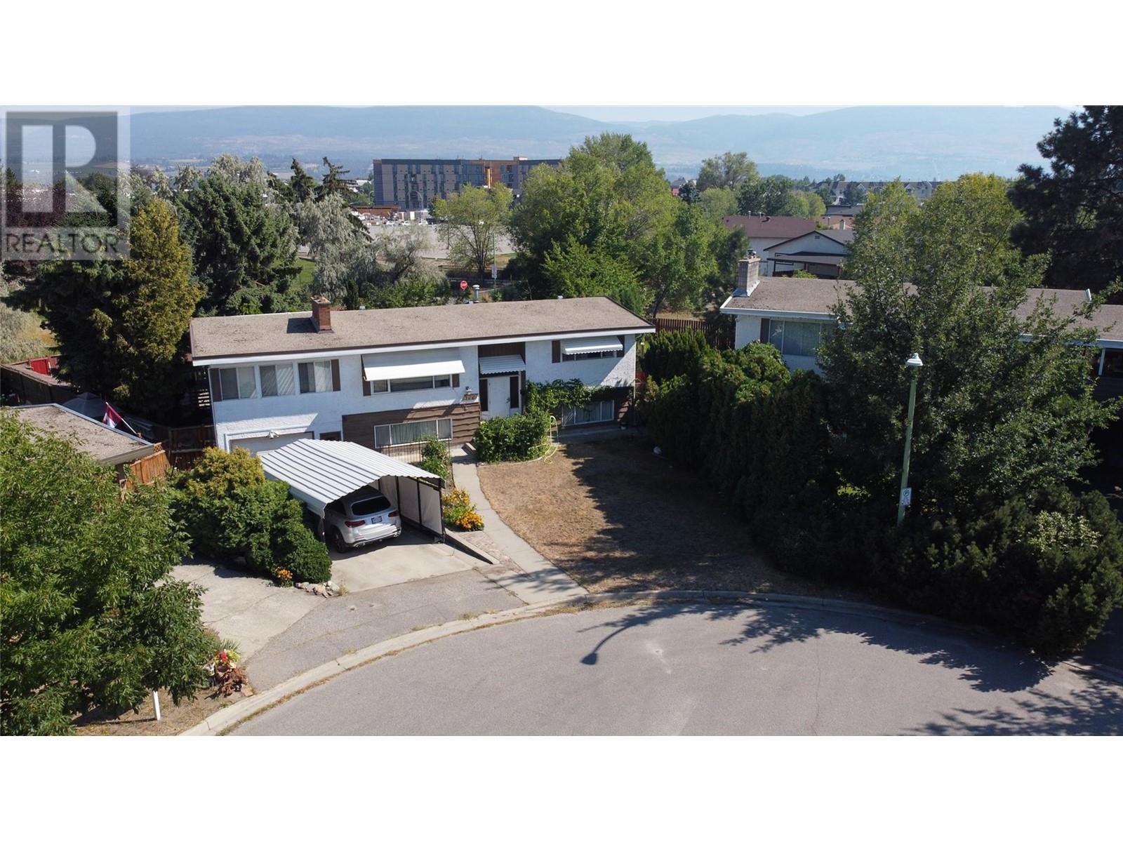 766 Coopland Crescent. Kelowna, British Columbia