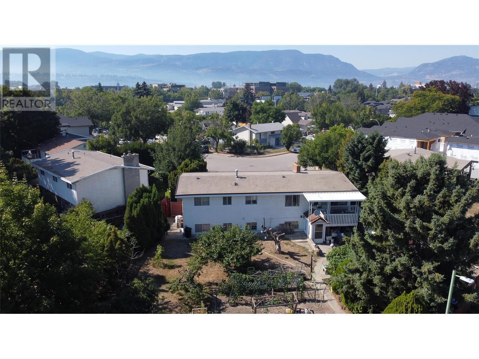 766 Coopland Crescent. Kelowna, British Columbia