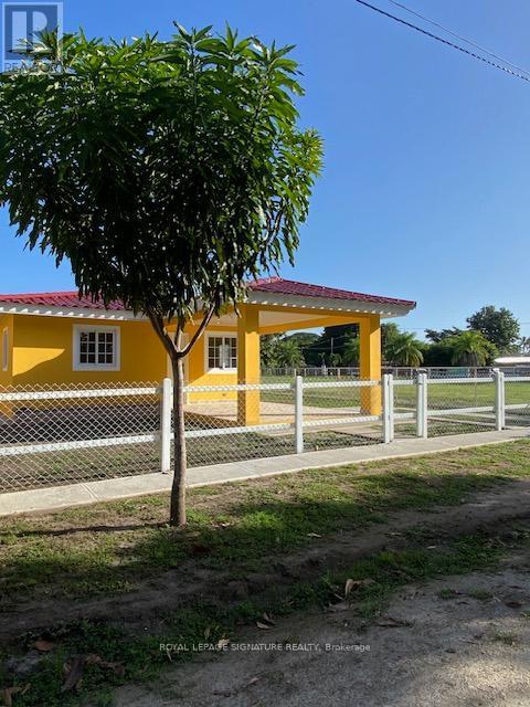 16 Calle Central Street, Panama