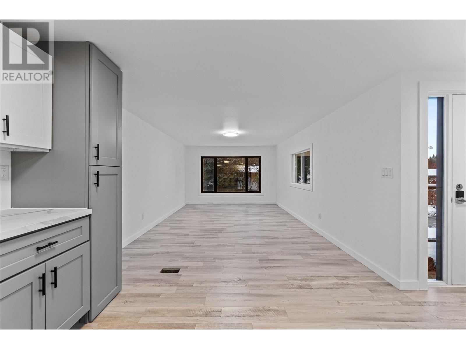 4061 11 Avenue Ne Unit# 10. Salmon Arm, British Columbia