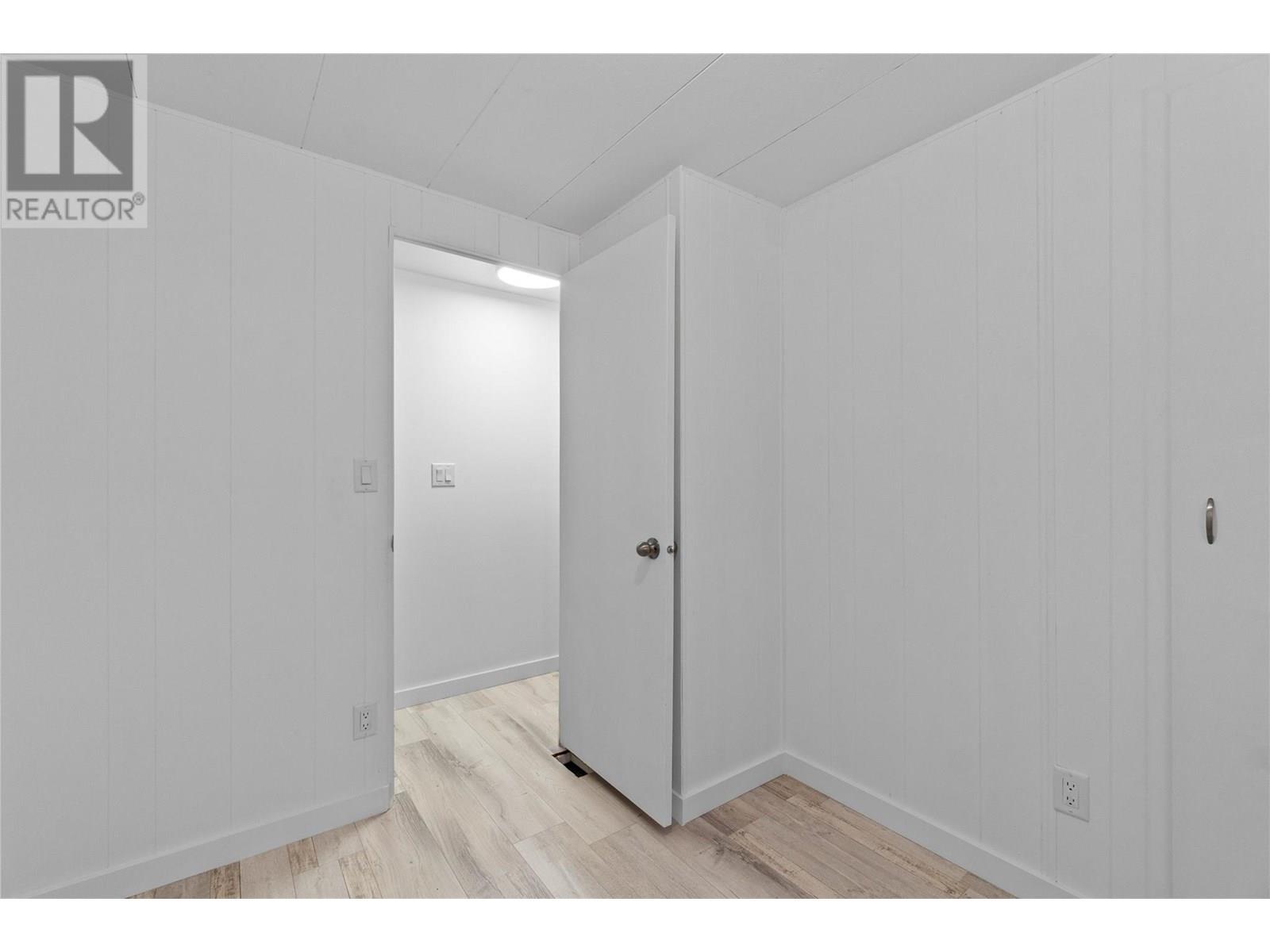 4061 11 Avenue Ne Unit# 10. Salmon Arm, British Columbia