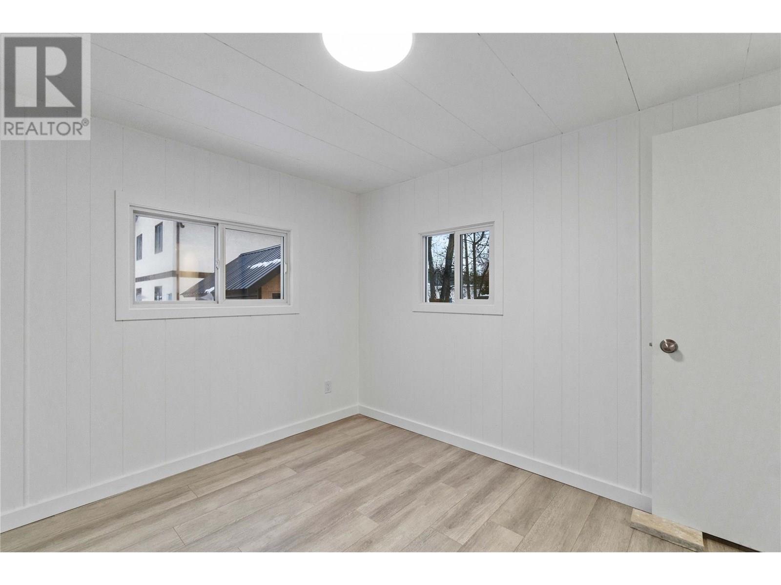 4061 11 Avenue Ne Unit# 10. Salmon Arm, British Columbia