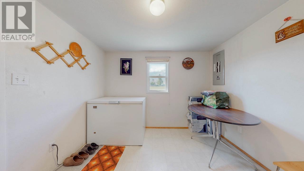 129 Walnut Place. Oliver, British Columbia