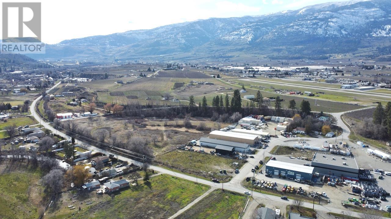 129 Walnut Place. Oliver, British Columbia