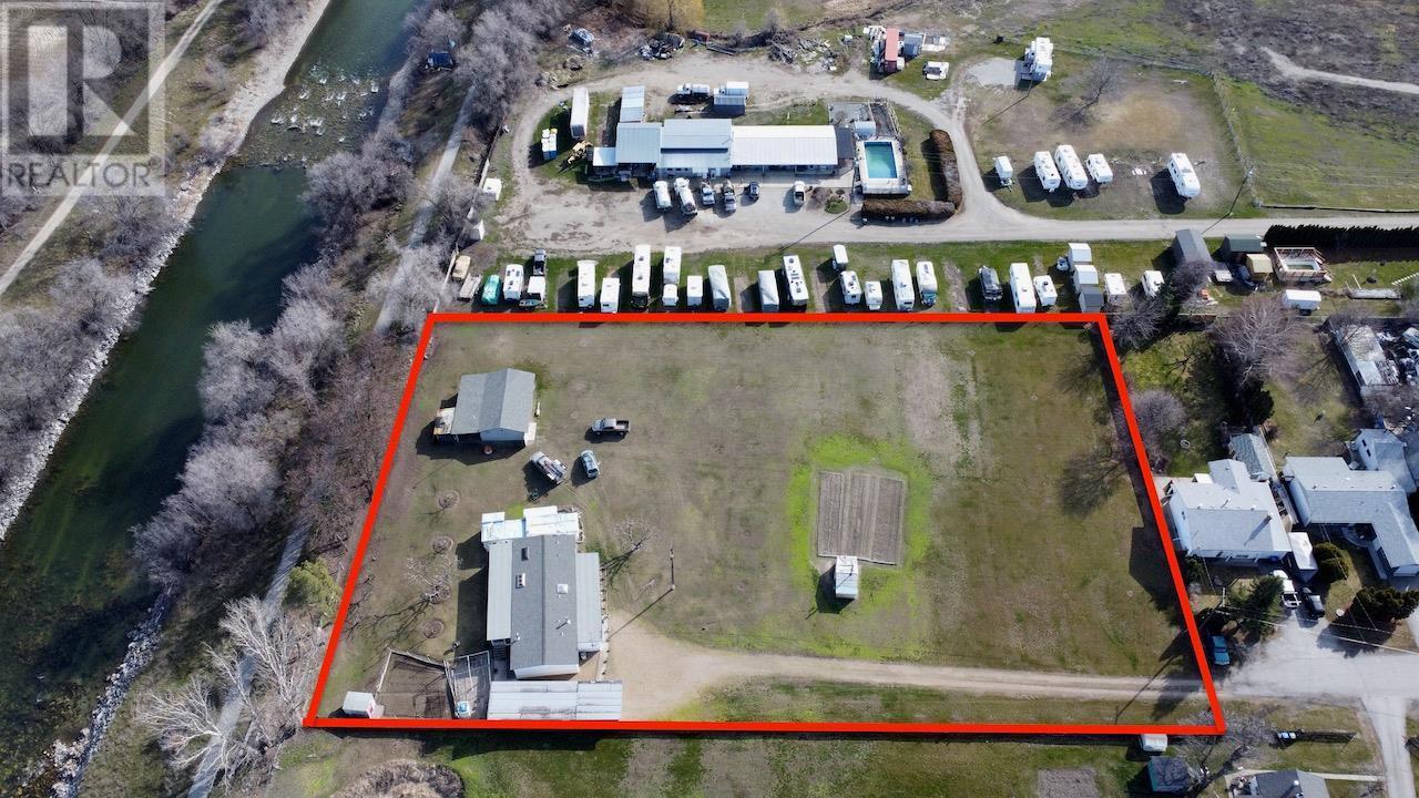 129 Walnut Place. Oliver, British Columbia