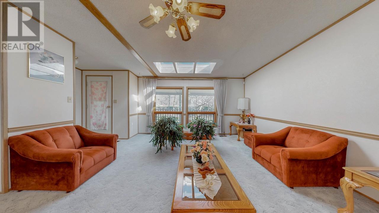 129 Walnut Place. Oliver, British Columbia