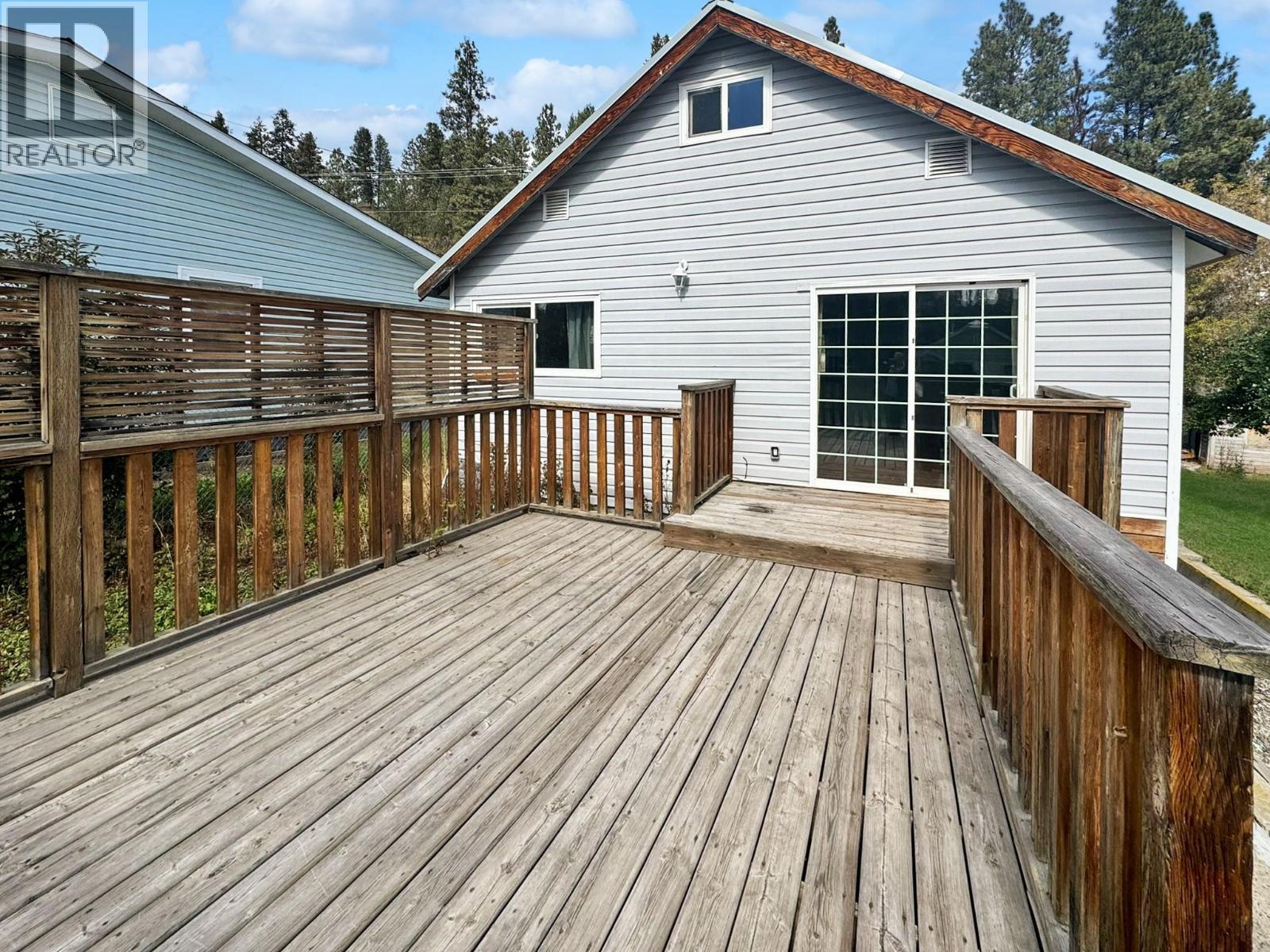 287 Angela Avenue. Princeton, British Columbia