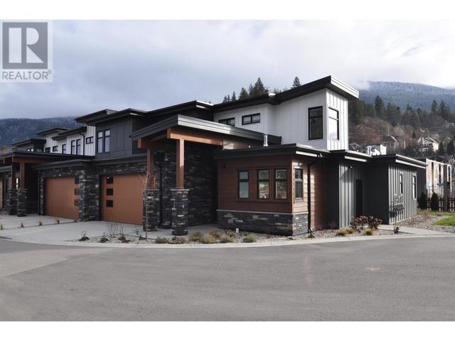 910 Lakeside Drive Unit# 401, Nelson