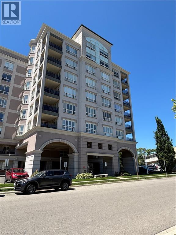 4000 Creekside Drive Unit# 203, Dundas