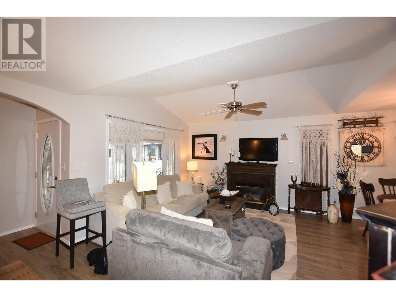 606 Nighthawk Avenue. Vernon, British Columbia