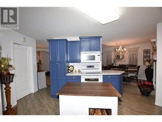 606 Nighthawk Avenue. Vernon, British Columbia