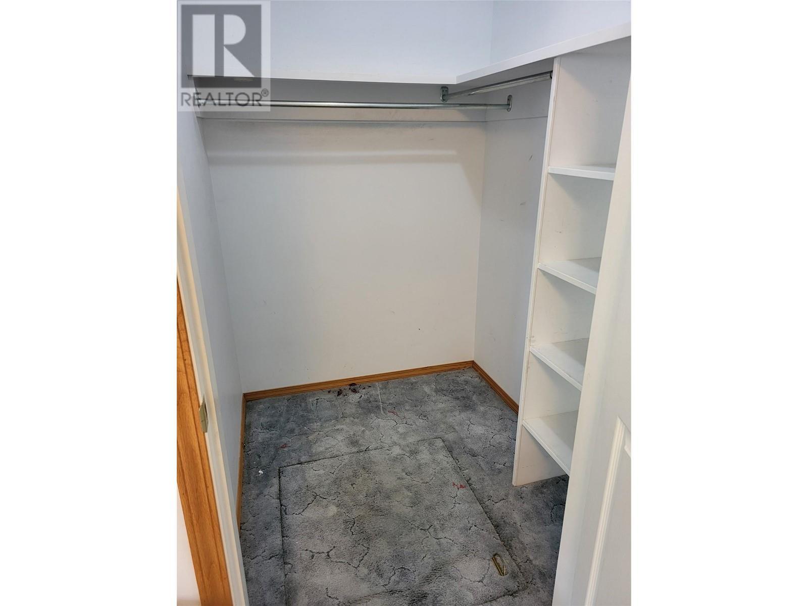 6184 Saint Martin Place. Oliver, British Columbia