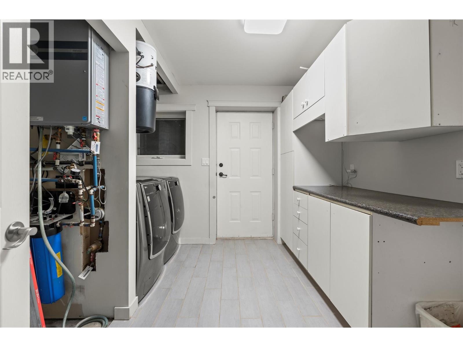 1718 Grandview Avenue. Lumby, British Columbia