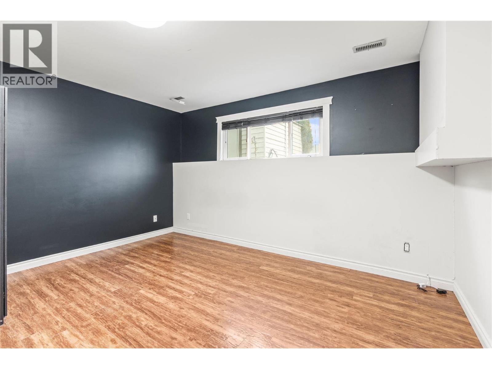 1718 Grandview Avenue. Lumby, British Columbia