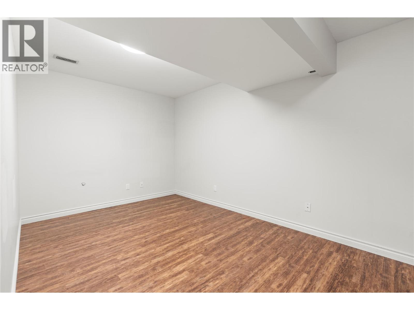 1718 Grandview Avenue. Lumby, British Columbia