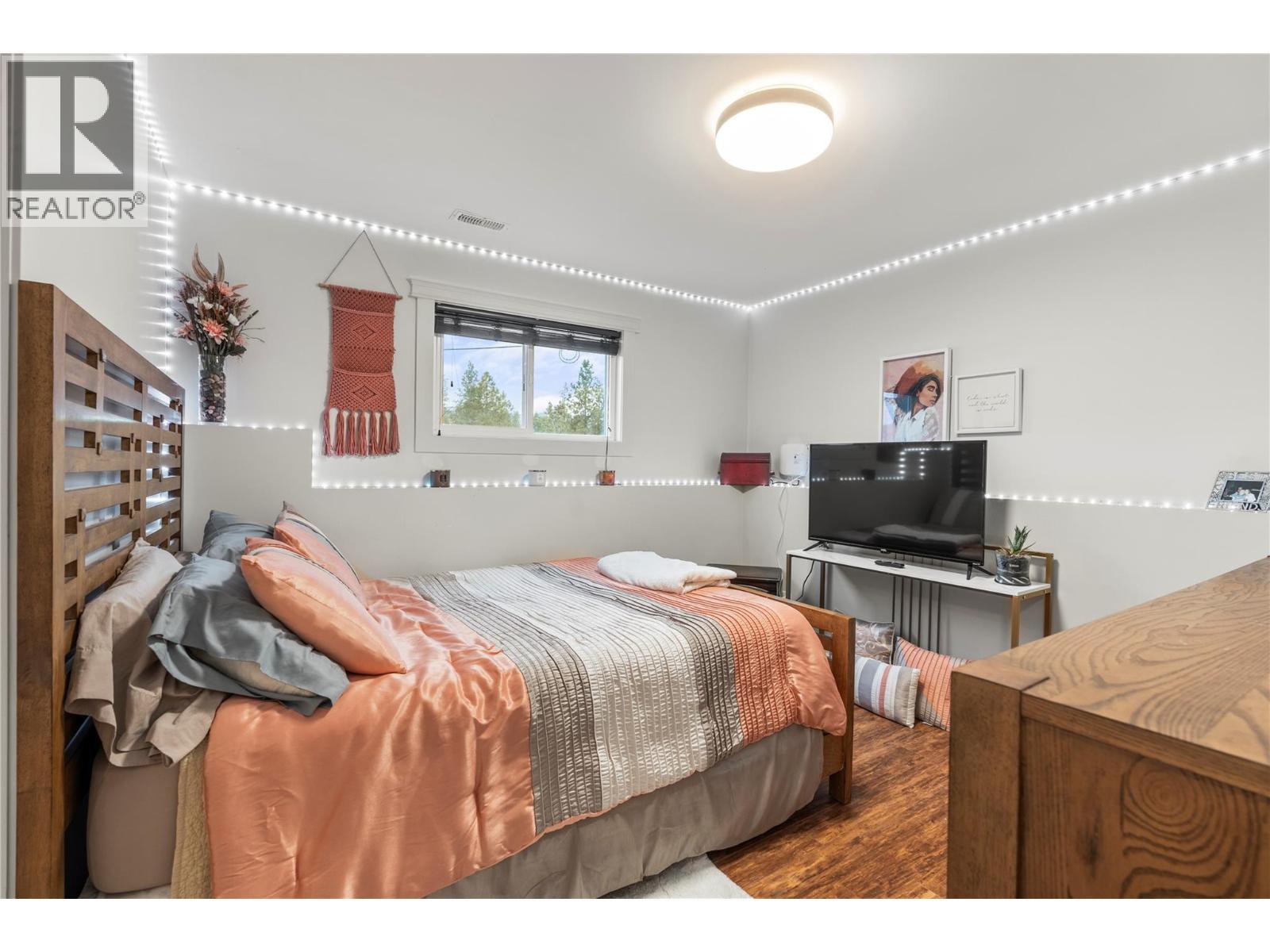 1718 Grandview Avenue. Lumby, British Columbia