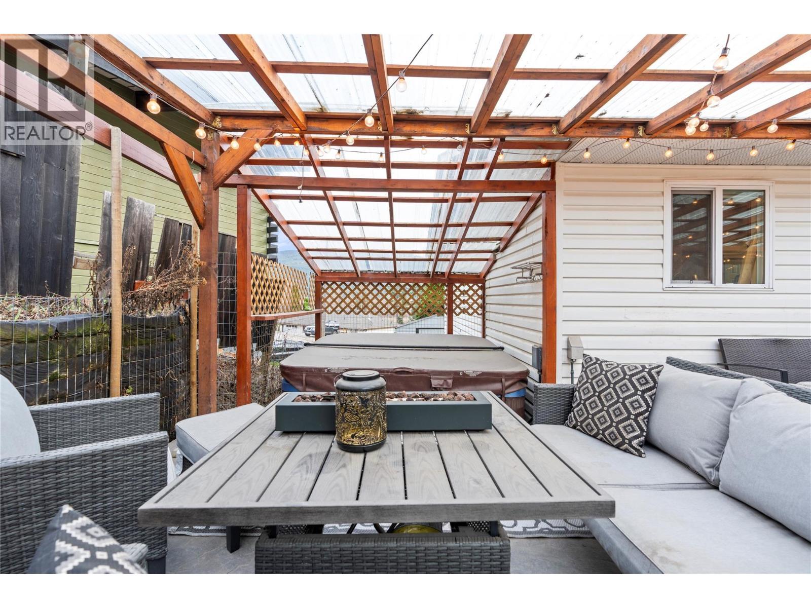 1718 Grandview Avenue. Lumby, British Columbia