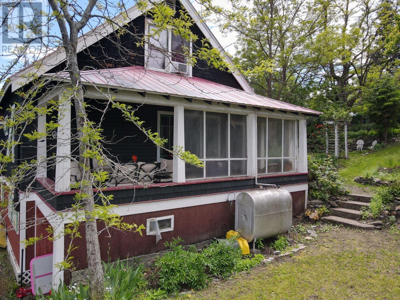 2415 Blind Bay Road. Blind Bay, British Columbia