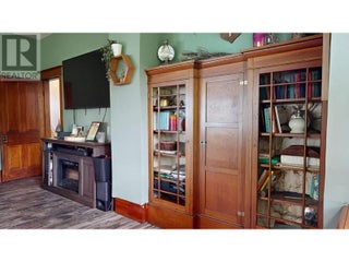 2415 Blind Bay Road. Blind Bay, British Columbia