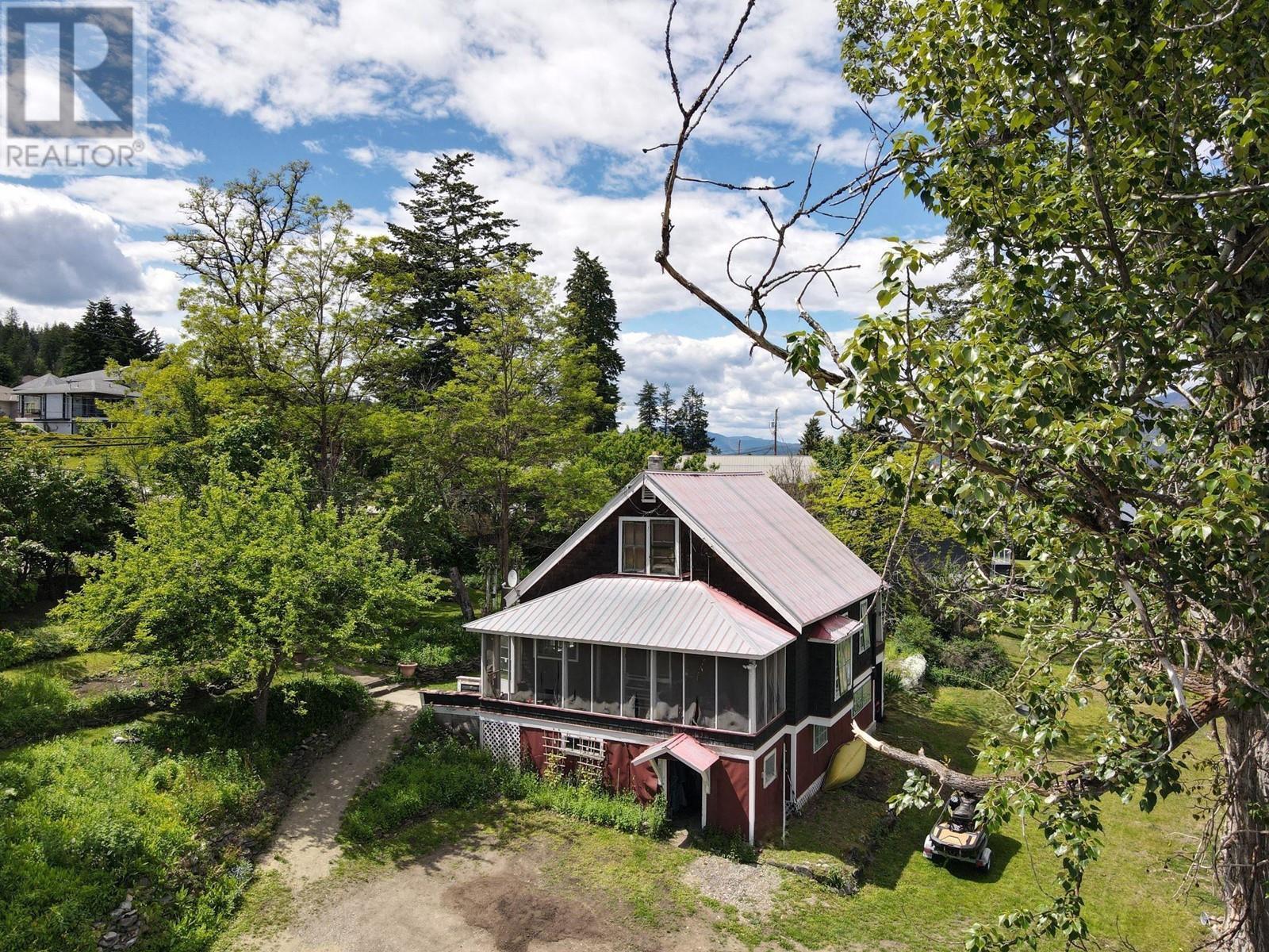 2415 Blind Bay Road. Blind Bay, British Columbia