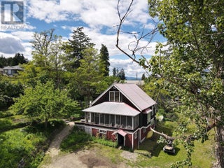 2415 Blind Bay Road. Blind Bay, British Columbia