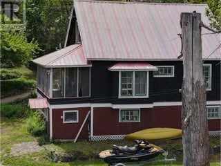 2415 Blind Bay Road. Blind Bay, British Columbia