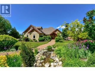 3672 Luxmoore Road. Kelowna, British Columbia