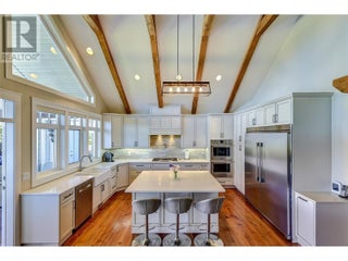 3672 Luxmoore Road. Kelowna, British Columbia