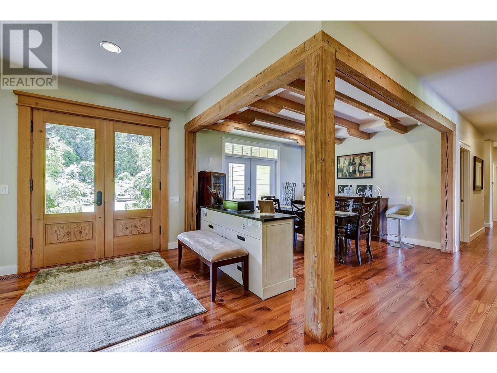 3672 Luxmoore Road. Kelowna, British Columbia