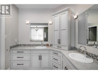 3672 Luxmoore Road. Kelowna, British Columbia