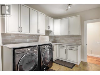 3672 Luxmoore Road. Kelowna, British Columbia