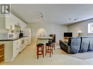 3672 Luxmoore Road. Kelowna, British Columbia