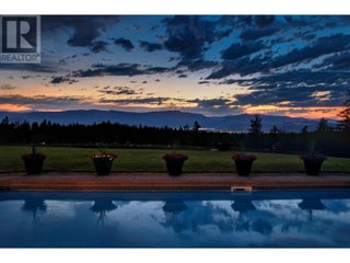 3672 Luxmoore Road. Kelowna, British Columbia