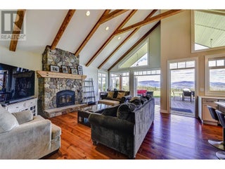 3672 Luxmoore Road. Kelowna, British Columbia